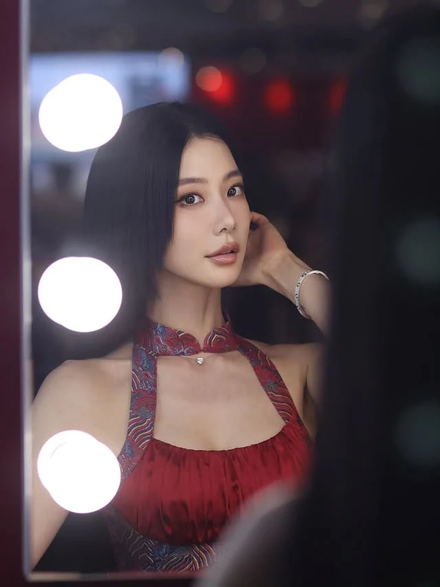 Bỏ chồng đại gia, mỹ nhân gợi cảm nức tiếng xứ Hàn "thay đầu" không nhận ra nổi! Bỏ chồng đại gia, mỹ nhân gợi cảm nức tiếng xứ Hàn "thay đầu" không nhận ra nổi!