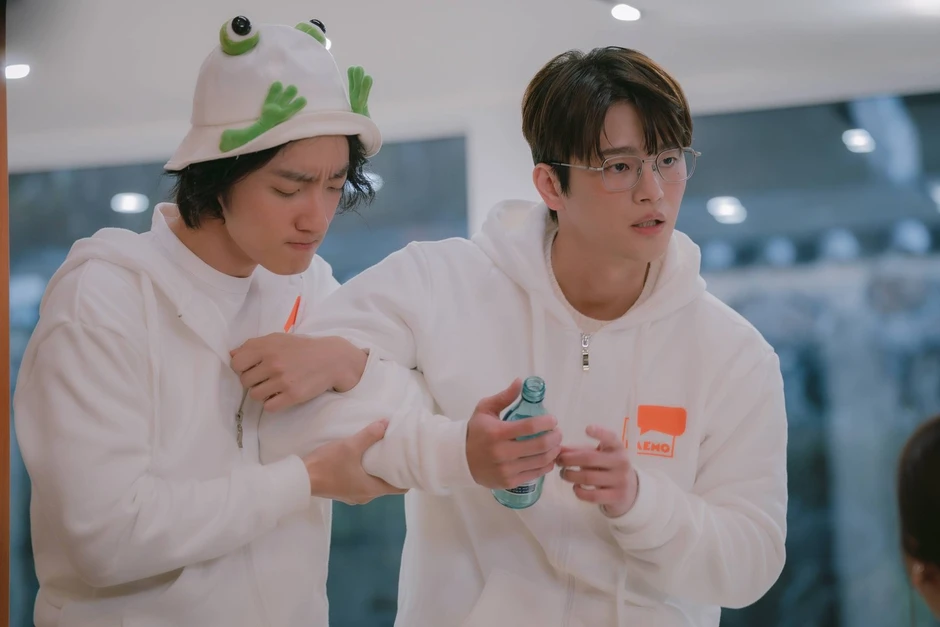 Boyfriend on Demand: Dàn mỹ nam đẹp nhất Hàn Quốc cũng không gánh nổi Jisoo (BLACKPINK)