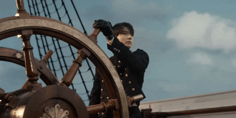 BTS đã trở lại: MV đẹp như 1 thước phim tái hiện Titanic, âm nhạc đủ wow!