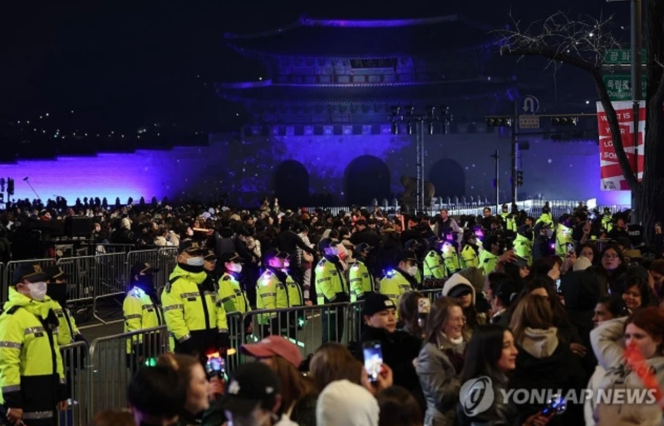 BTS thu hút 42 nghìn người đến concert miễn phí