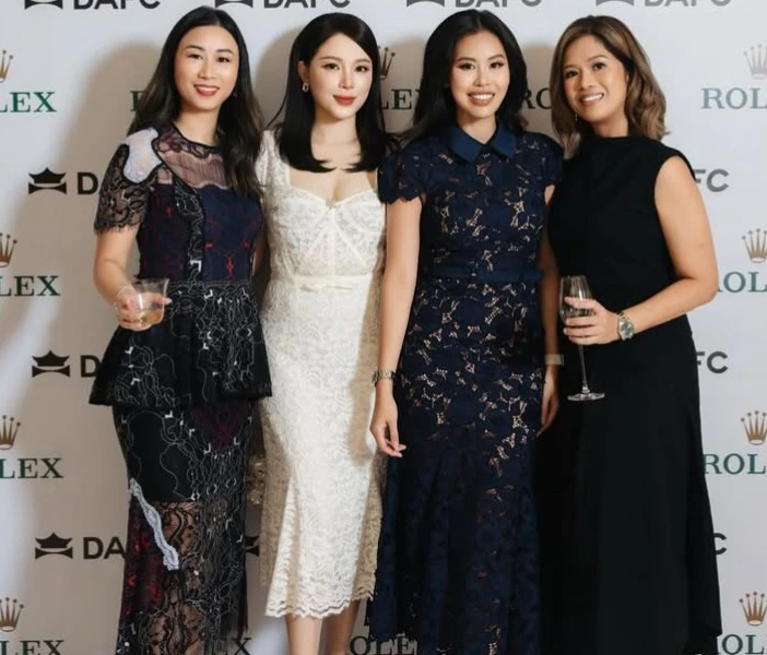 Bức ảnh Tiên Nguyễn đăng làm lộ bí mật Linh Rin - Phillip Nguyễn đang giấu kín?