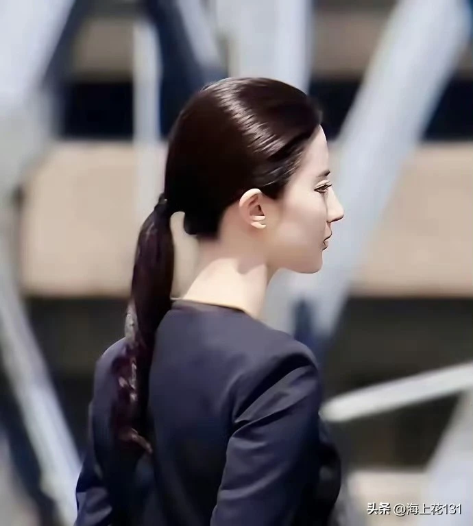 Bức ảnh vạch trần bí mật lớn nhất cuộc đời Lưu Diệc Phi