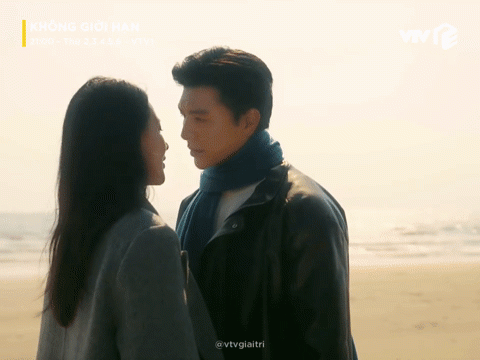 Cảnh hôn ngọt ngào trên phim truyền hình VTV giữa Steven Nguyễn và Minh Trang gây sốt mạng xã hội