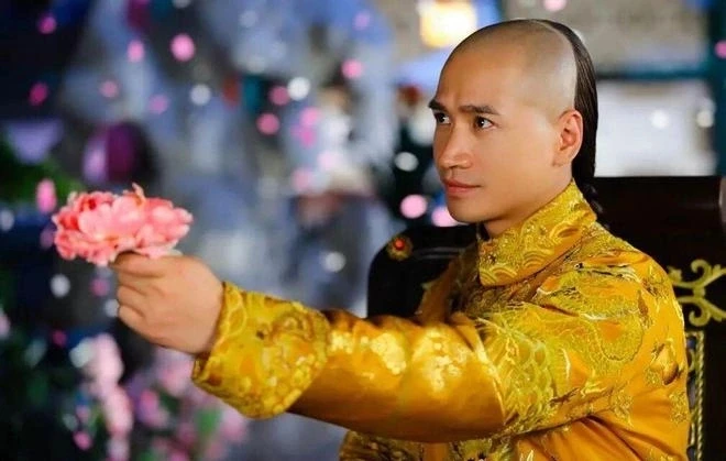 Cặp đôi "phim giả tình thật" yêu nhau từ 15 năm trước cả nước không ai hay biết, bị sếp lớn chia rẽ bằng mọi giá Cặp đôi "phim giả tình thật" yêu nhau từ 15 năm trước cả nước không ai hay biết, bị sếp lớn chia rẽ bằng mọi giá