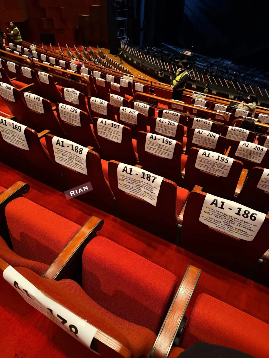 Cập nhật concert miễn phí của BTS tại Quảng trường Gwanghwamun