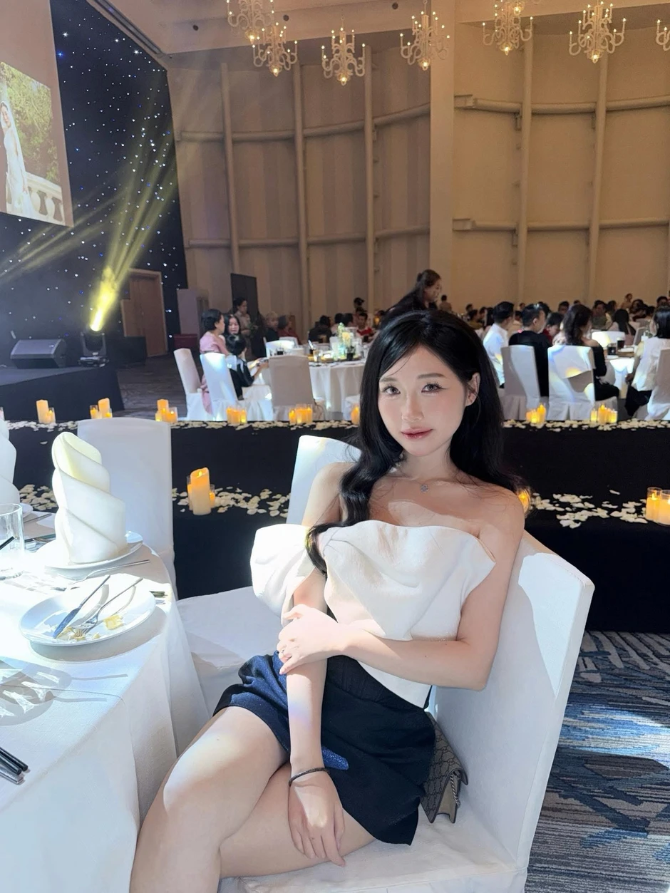 Cập nhật trạng thái đúng lúc bạn trai cũ "gặp biến", streamer Chubby bị fan tràn vào "troll" không ngớt Cập nhật trạng thái đúng lúc bạn trai cũ "gặp biến", streamer Chubby bị fan tràn vào "troll" không ngớt