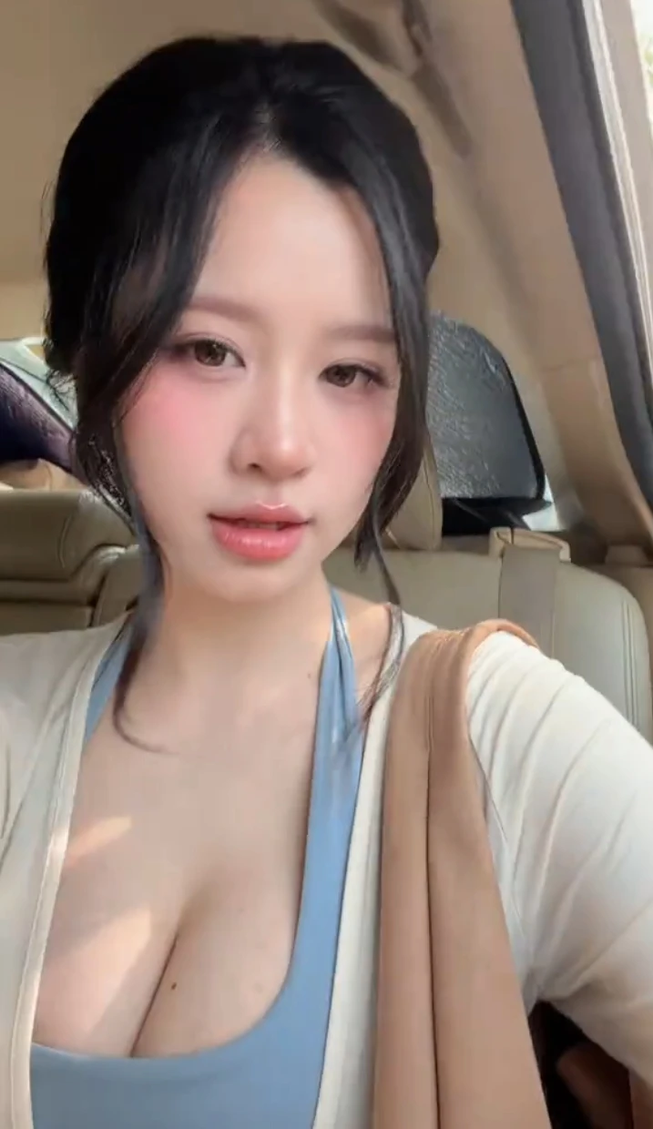 CĐM "rần rần" trước khoảnh khắc mới của Hàn Hằng, Q1 nảy nở "chiếm sóng" mọi khung hình