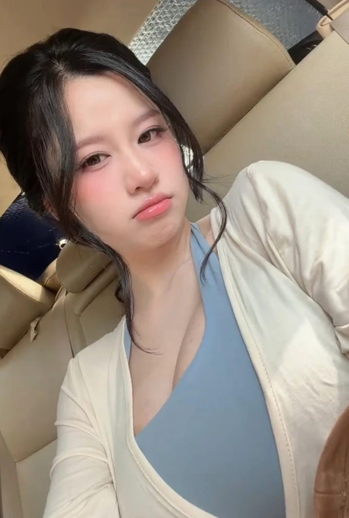 CĐM "rần rần" trước khoảnh khắc mới của Hàn Hằng, Q1 nảy nở "chiếm sóng" mọi khung hình