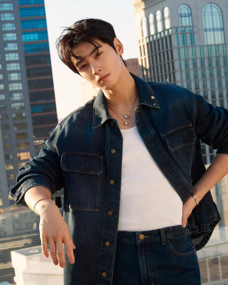 Cha Eun Woo ngang nhiên bào tiền fan giữa ồn ào trốn thuế chấn động?