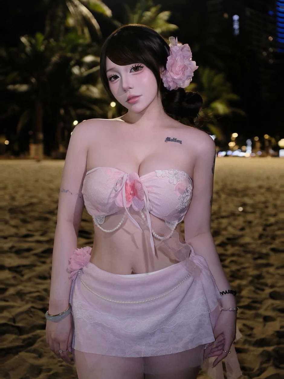 Chán cosplay, nữ coser "đổi gió" đón hè bằng một bộ ảnh mới