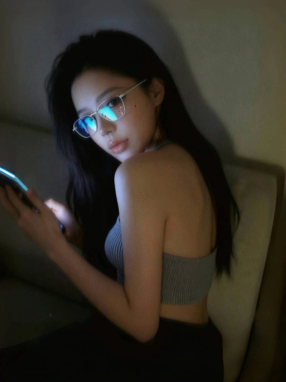 Chán gợi cảm táo bạo, diện mạo "phú bà" Yogurt phiên bản 2026 cỡ nào mà fan thấy không quen