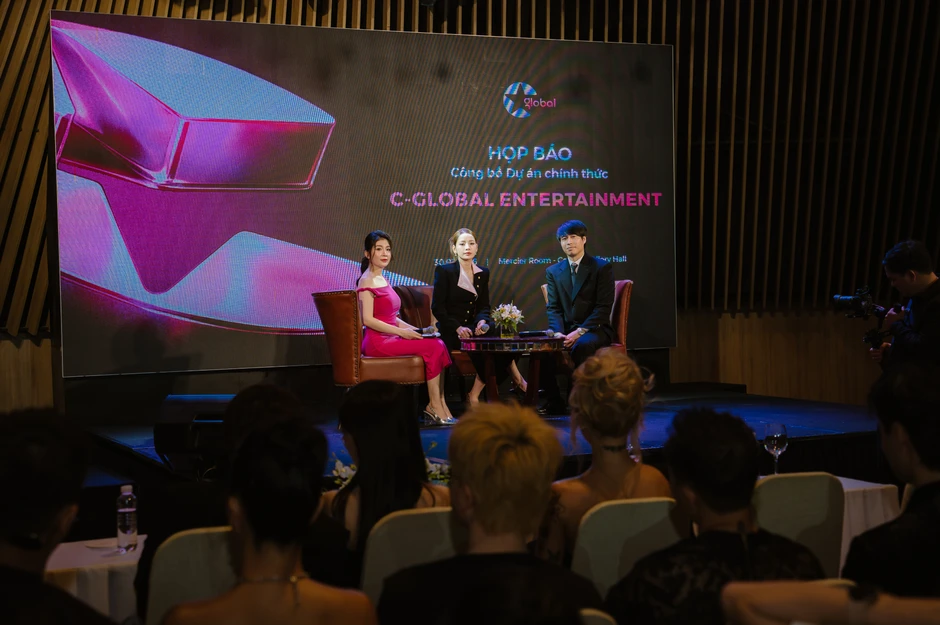 Chi Pu thẳng thắn khi bị so sánh với Sơn Tùng quản lý talent: “Đây là công ty nói được làm được”