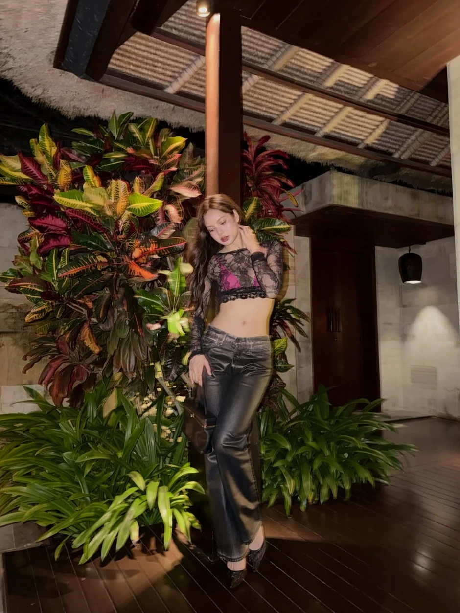 Chi tiết nói rõ tình trạng của Lisa (BLACKPINK) với bạn trai tỷ phú