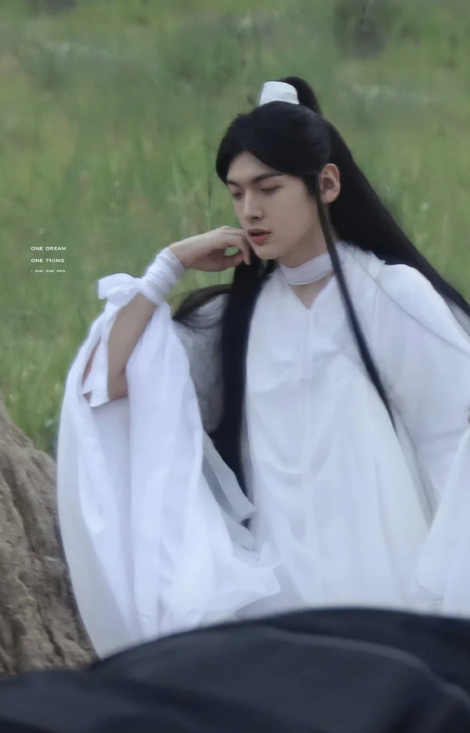 Chưa thấy mỹ nam cổ trang nào chán đời như Trạch Tiêu Văn