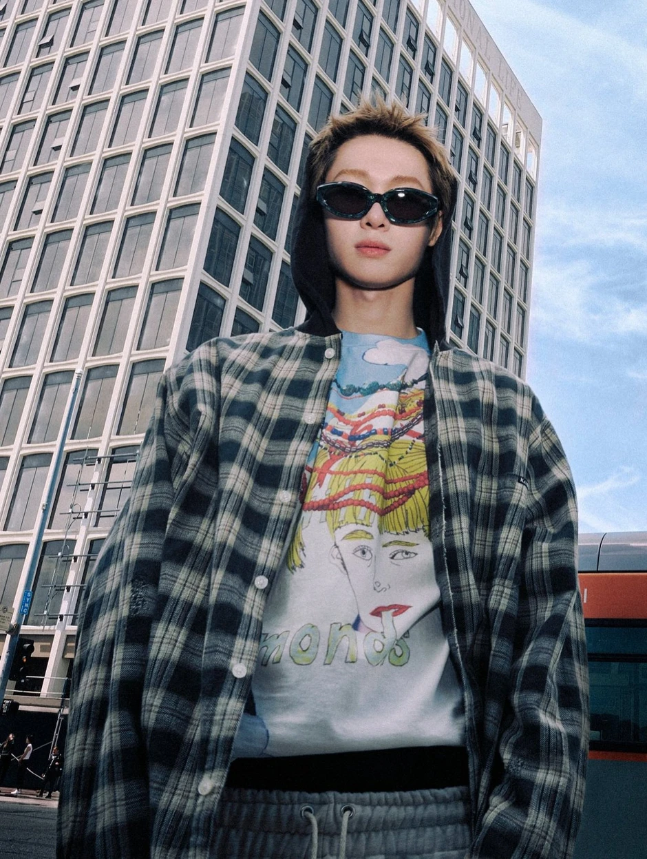 Chuyện gì đang xảy ra khiến Vincom Bà Triệu chen chúc người tối 20/3? Chuyện gì đang xảy ra khiến Vincom Bà Triệu chen chúc người tối 20/3?