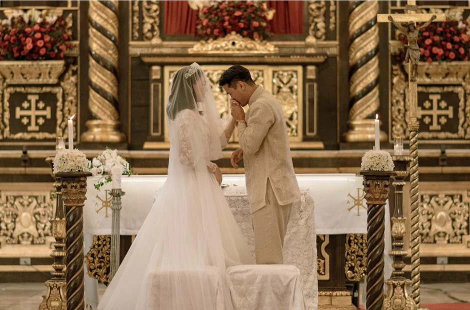 Cô gái Việt khiến con trai tỷ phú phải thốt lên: "Thành tựu của tôi là thuyết phục cô ấy kết hôn"