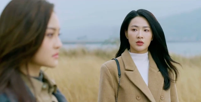 Con gái Thượng tướng chia tay bạn trai trong nước mắt Con gái Thượng tướng chia tay bạn trai trong nước mắt