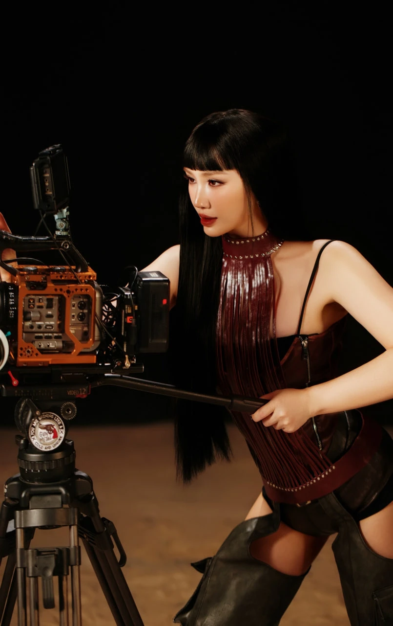 Công chúa đời đầu của Vbiz 38 tuổi vẫn hát baby voice, ngày càng “lão hoá ngược”