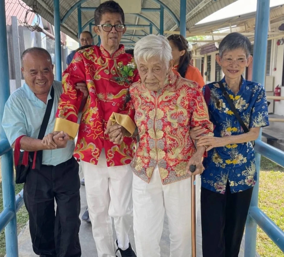 Cụ bà 91 tuổi quyết định kết hôn với cụ ông 67 tuổi chỉ sau 3 tháng hẹn hò tại viện dưỡng lão