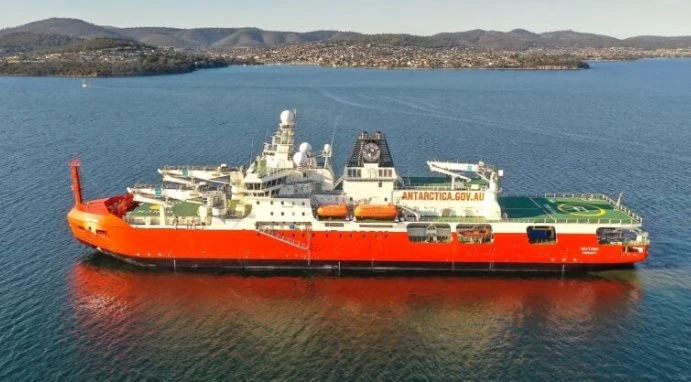 Cuba thiếu nhiên liệu trầm trọng, một tàu chở 730.000 thùng dầu thô bất ngờ tiến đến