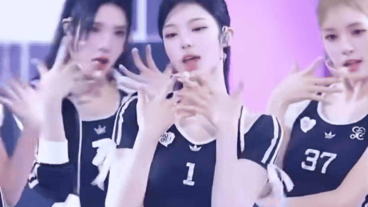 Cuối cùng Ian (Hearts2Hearts) cũng hết flop