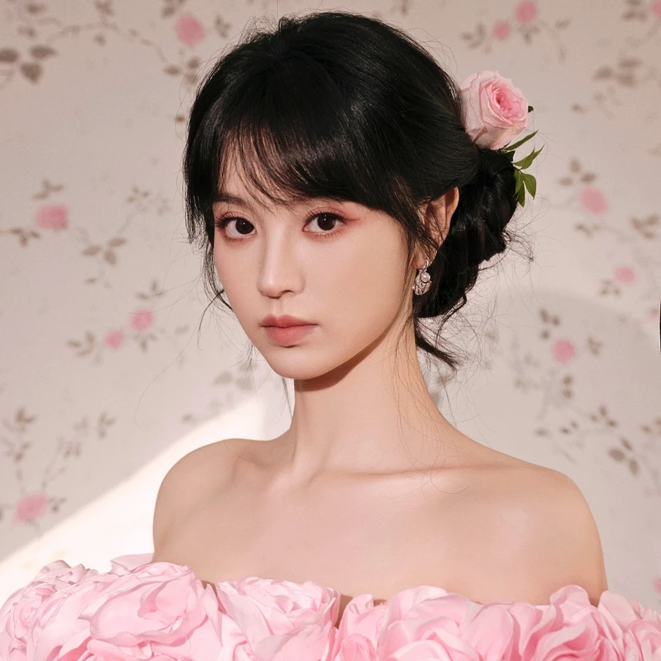 Điền Hi Vi dùng nhan sắc vạn người mê để hồi sinh sự nghiệp