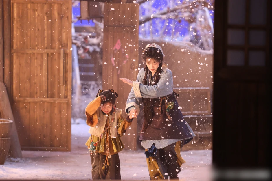 Điền Hi Vi như nữ thần tuyết trắng