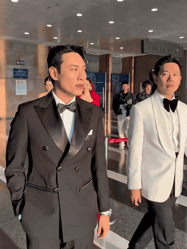 Diệp Bảo Ngọc xứng đáng nổi hơn gấp 1000 lần Diệp Bảo Ngọc xứng đáng nổi hơn gấp 1000 lần