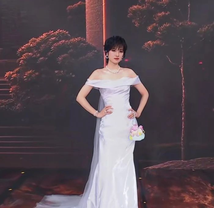 Diêu An Na giàu nhất showbiz, không ai dám coi thường