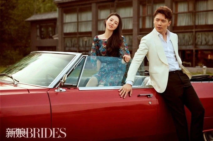 Đôi bạn thân showbiz giống nhau 99% từ ngoại hình đến cảnh bị chồng "cắm sừng" và ly dị Đôi bạn thân showbiz giống nhau 99% từ ngoại hình đến cảnh bị chồng "cắm sừng" và ly dị