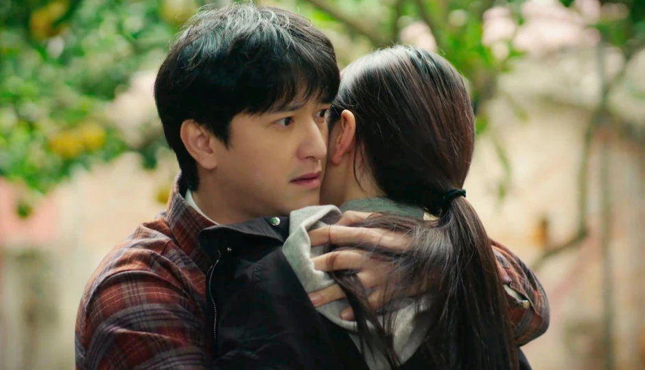 Đôi mắt trợn trừng đáng sợ của Huỳnh Anh Đôi mắt trợn trừng đáng sợ của Huỳnh Anh