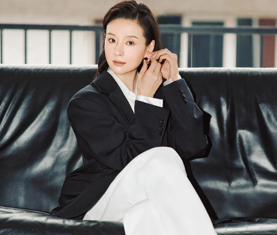 Đổng Khiết giờ trông như yêu tinh