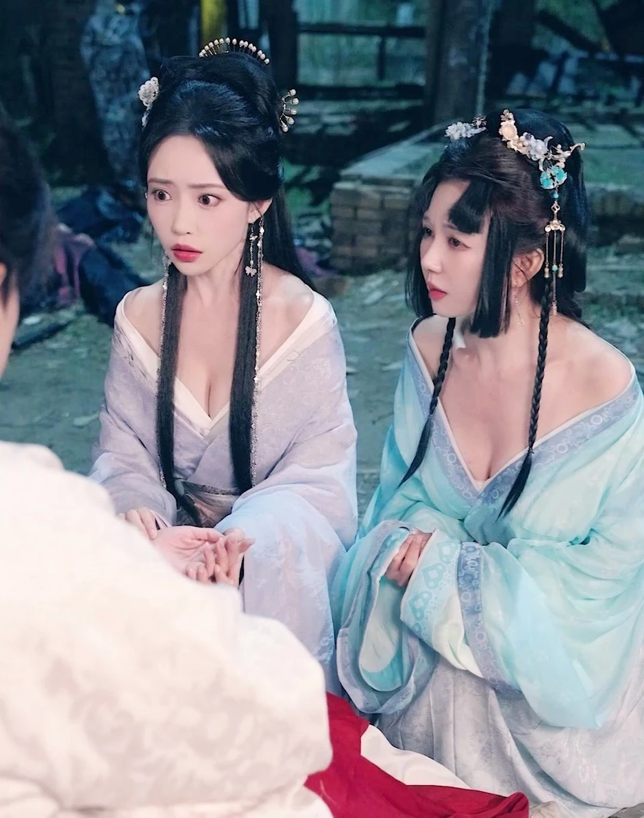 Dư luận dậy sóng sau sự cố nữ diễn viên bị q.uấ.y r.ố.i