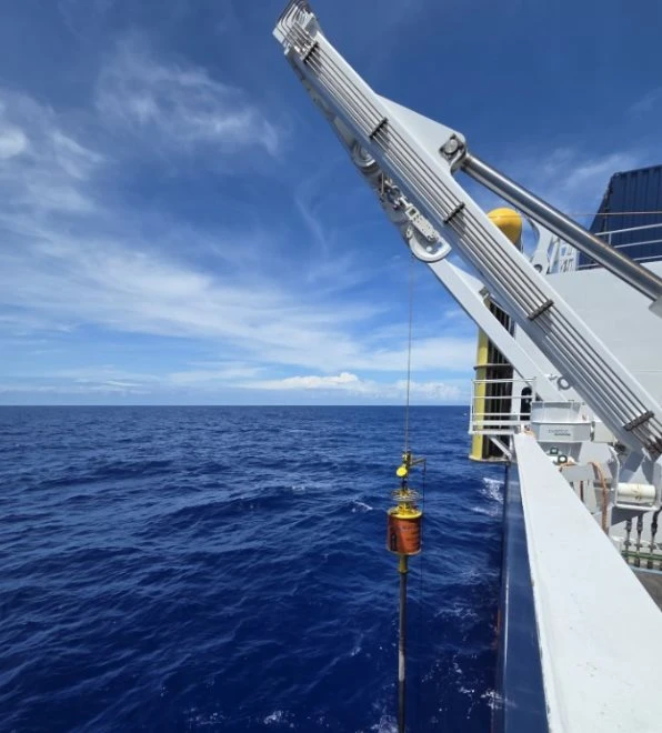 Dùng hệ thống 648 kênh cảm biến “quét” đáy đại dương, phát hiện kho báu đất hiếm nằm ở độ sâu 5.800m