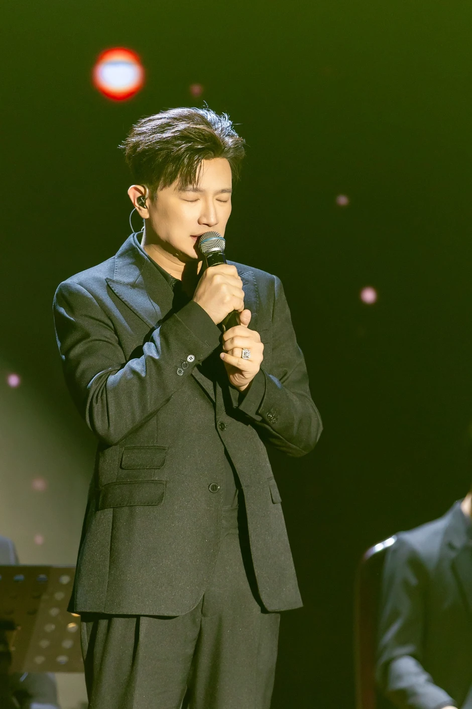 Dược sĩ Tiến hát được khen hay hơn Hùng Huỳnh, Quỳnh Anh Shyn tuyên bố gây chấn động