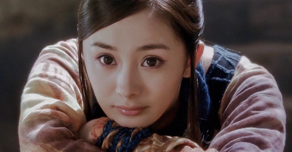 Dương Mịch vượt qua 4 lần cấm sóng: đôi mắt được xem là ngoại lệ của quốc gia