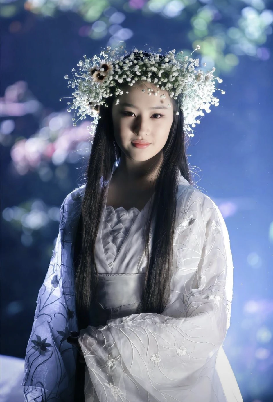 Dương Vũ Đồng là Tiểu Long Nữ bản mới Dương Vũ Đồng là Tiểu Long Nữ bản mới