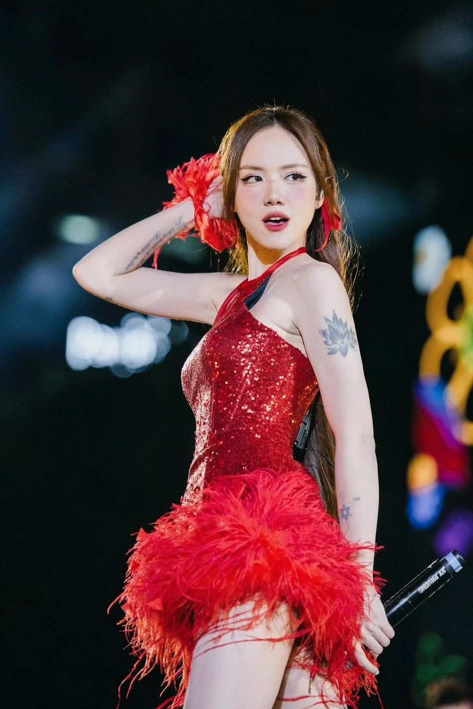 Giải cứu Phương Ly ra khỏi bộ dạng này!