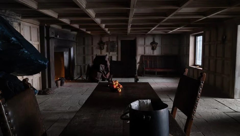 Giải mã Đời Gió Hú: 9 chi tiết ẩn giấu đằng sau khung hình khiến người xem không khỏi ám ảnh