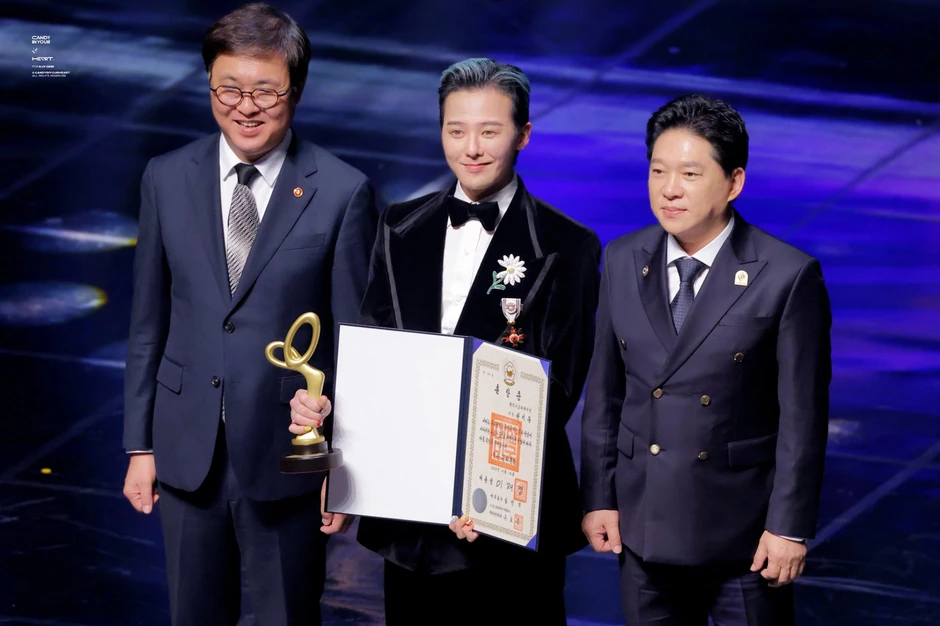 G-DRAGON biểu diễn tại tiệc APEC 2025