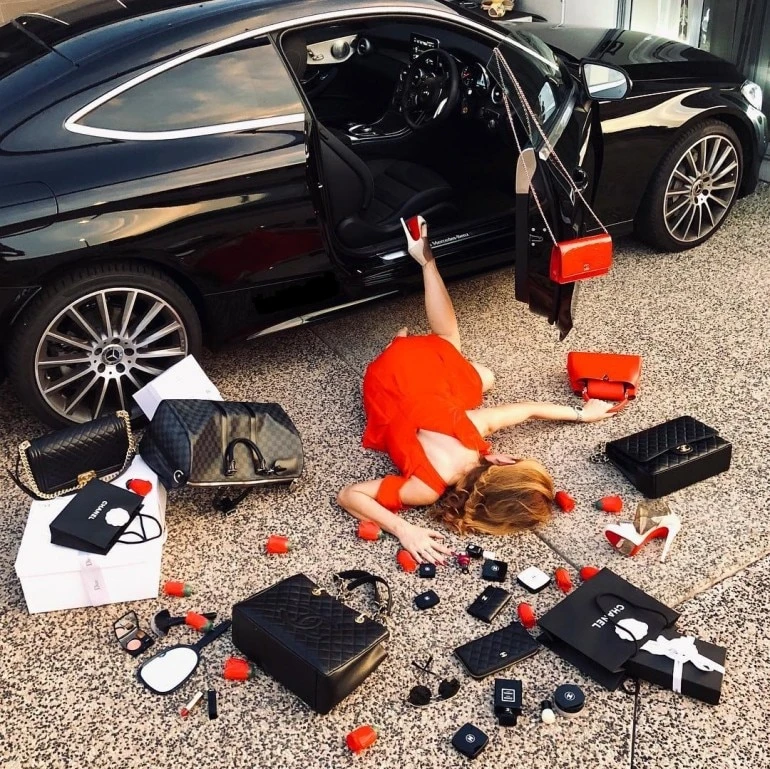 Giới trẻ đã chuyển hẳn từ trend khoe giàu sang khoe nghèo