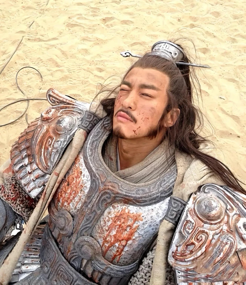 Hà Nhuận Đông mang gương mặt thống nhất thẩm mỹ của cả đất nước