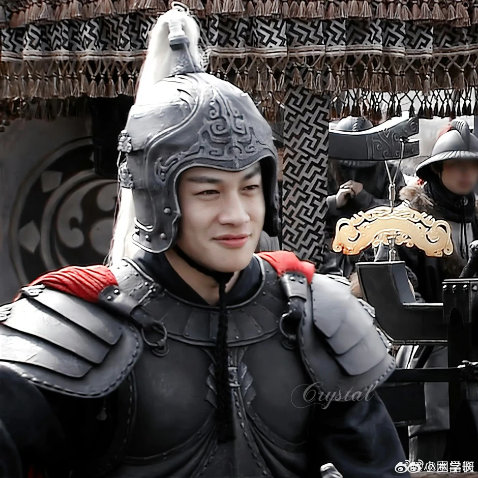 Hà Nhuận Đông mang gương mặt thống nhất thẩm mỹ của cả đất nước