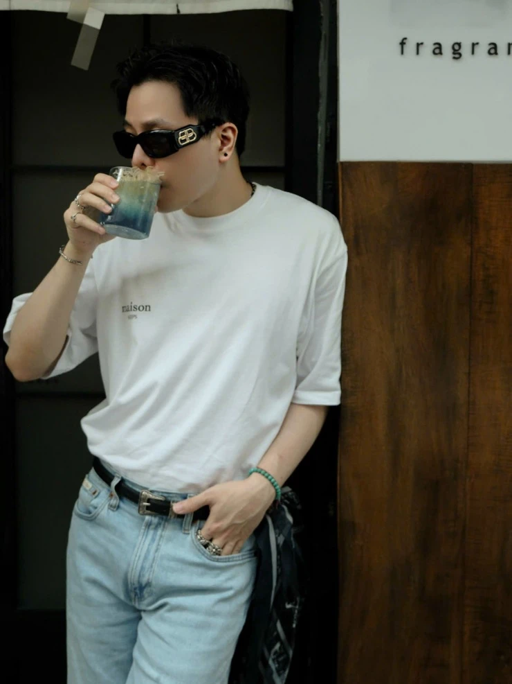 Thanh Thủy và Trịnh Thăng Bình khoác tay trong chuyến đi – Tin tức sao Việt