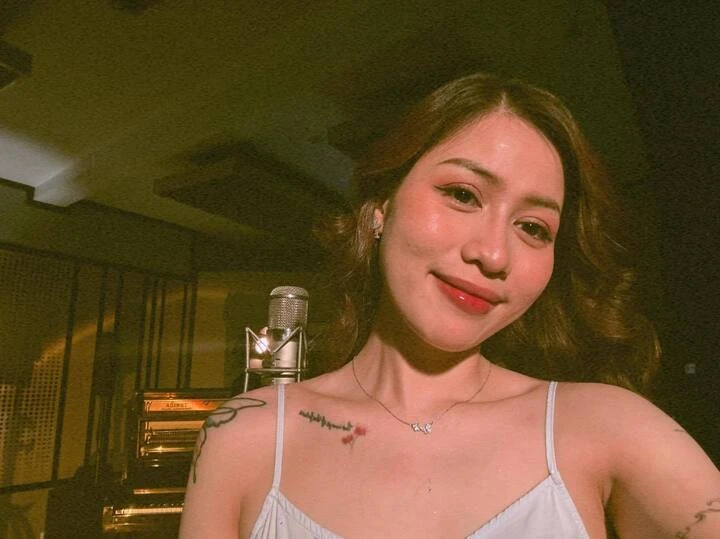 Hai quán quân Học viện Ngôi sao: Người nổi đình đám, người đi hát dạo