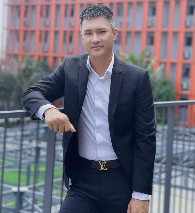 Hình ảnh mới nhất của Công Vinh