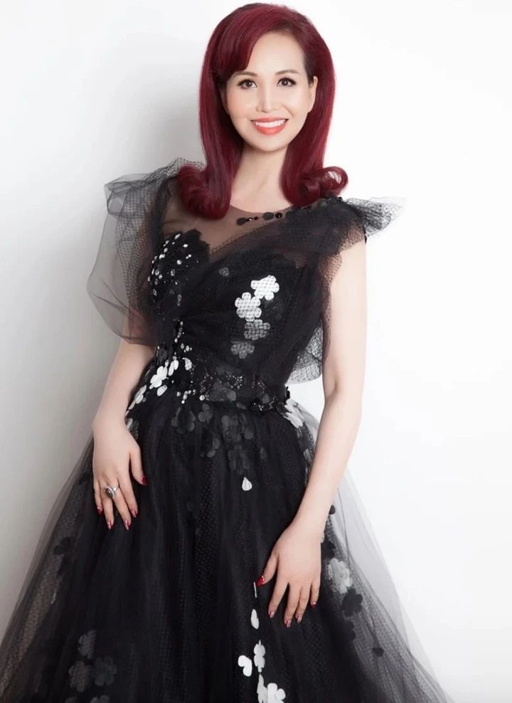 Hoa hậu Việt Nam cao 1m58 từng được ghi vào sách kỷ lục Guinness giờ ra sao?