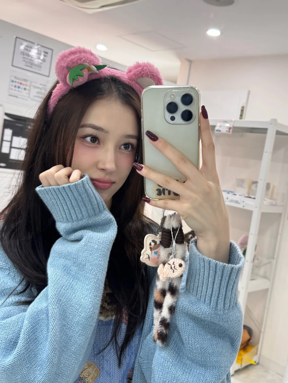 Hot girl phố đi bộ Hà Nội là mỹ nhân đẹp nhất thế giới nay hết thời lặn mất tăm Hot girl phố đi bộ Hà Nội là mỹ nhân đẹp nhất thế giới nay hết thời lặn mất tăm