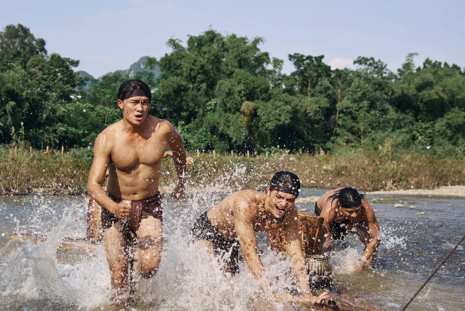 Huyền Tình Dạ Trạch: Bộ phim Tết bết bát nhất