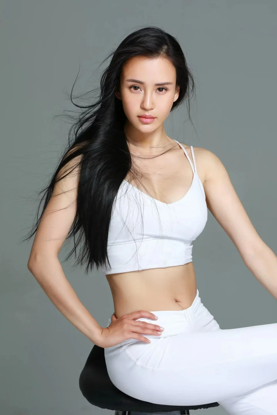 Huỳnh Hiểu Minh hủy hoại 16 nghệ sĩ